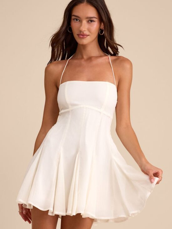 Lulus Dresses & Skirts - Lulus Sophrina White Halter Mini Dress - Size M
